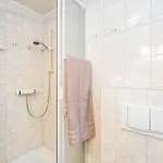 Apartman 5005 *